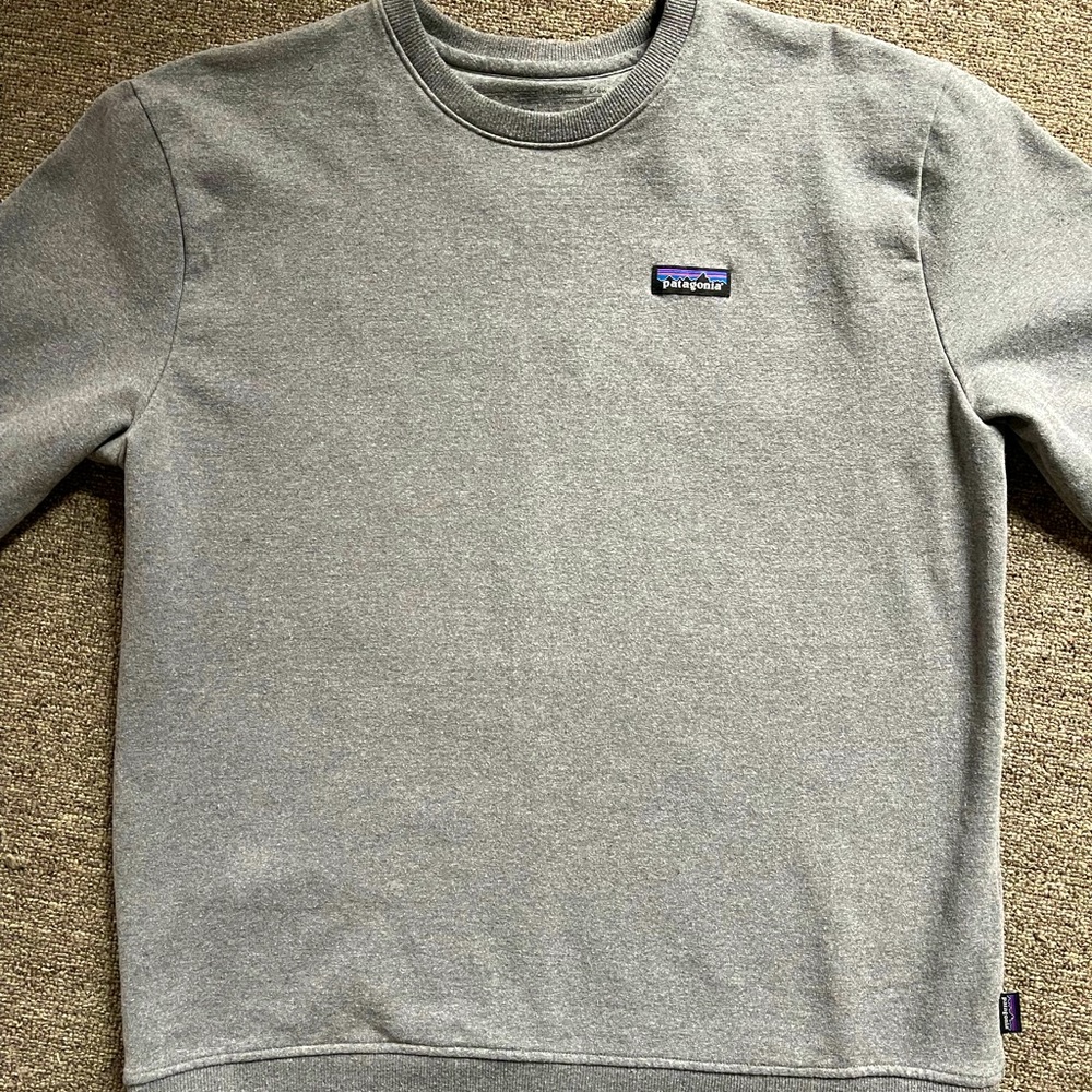 Patagonia crew neck sweater